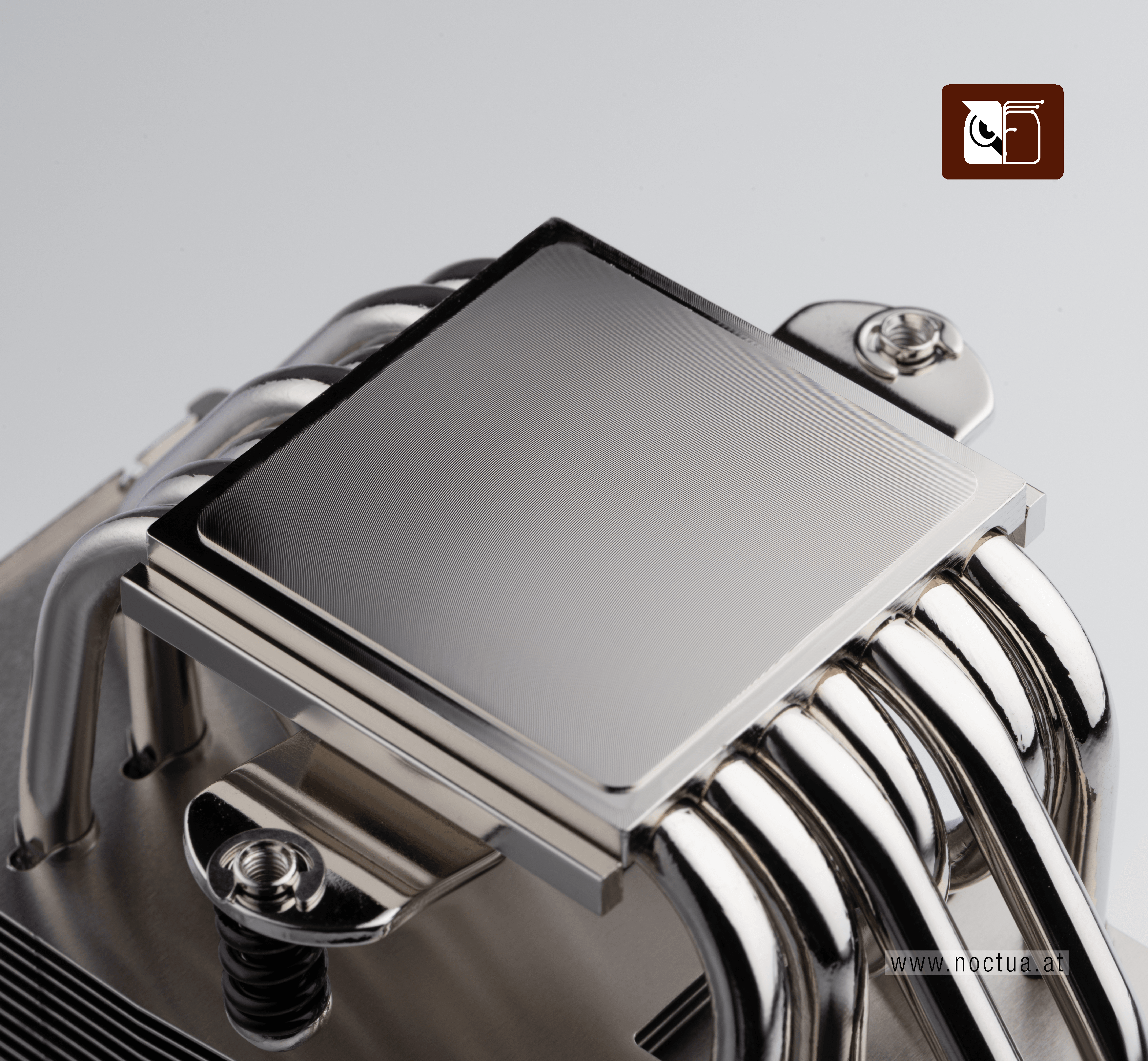 Grooves on the cooler base